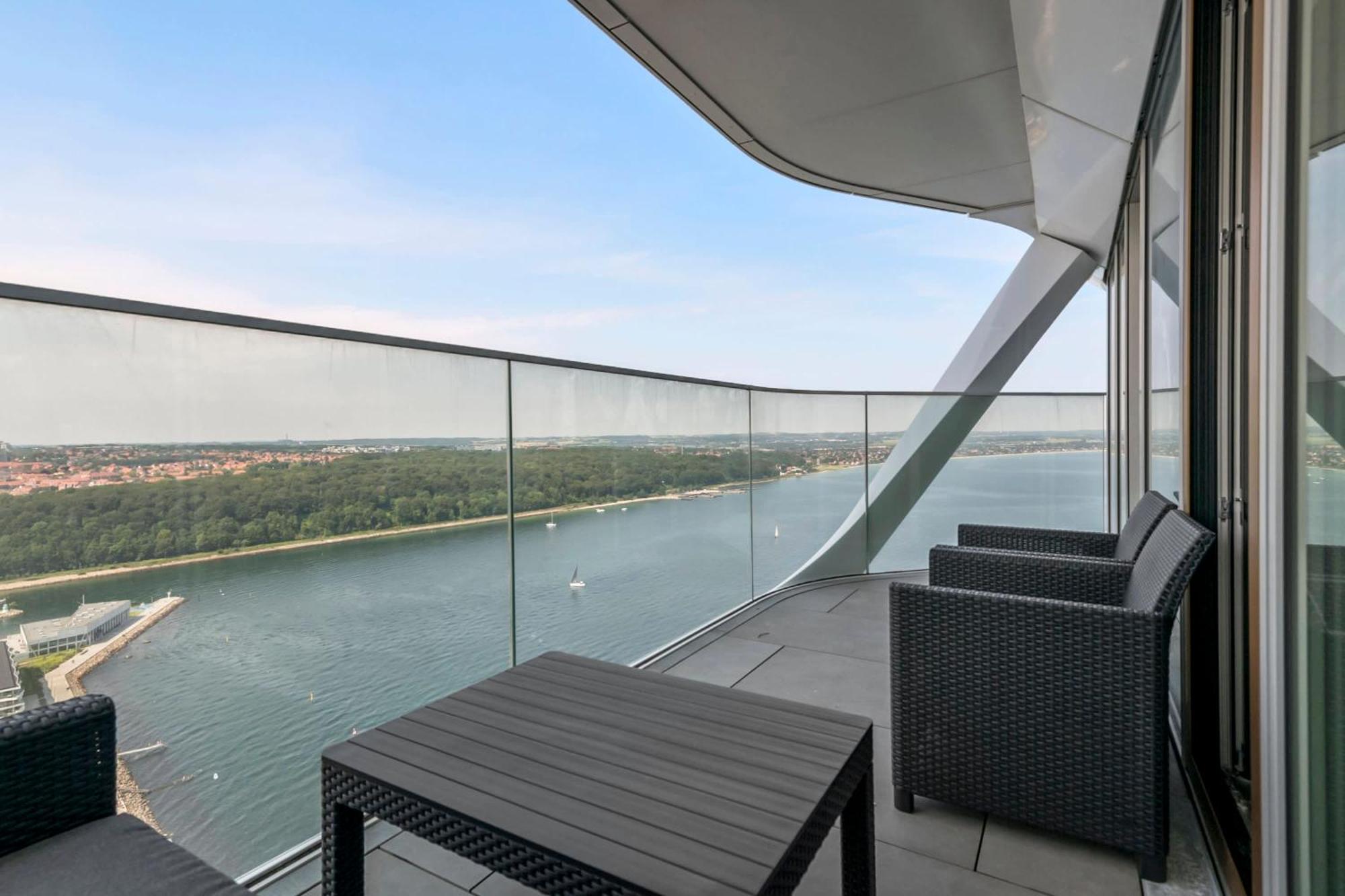 Lejlighed Penthouse On 35th Floor