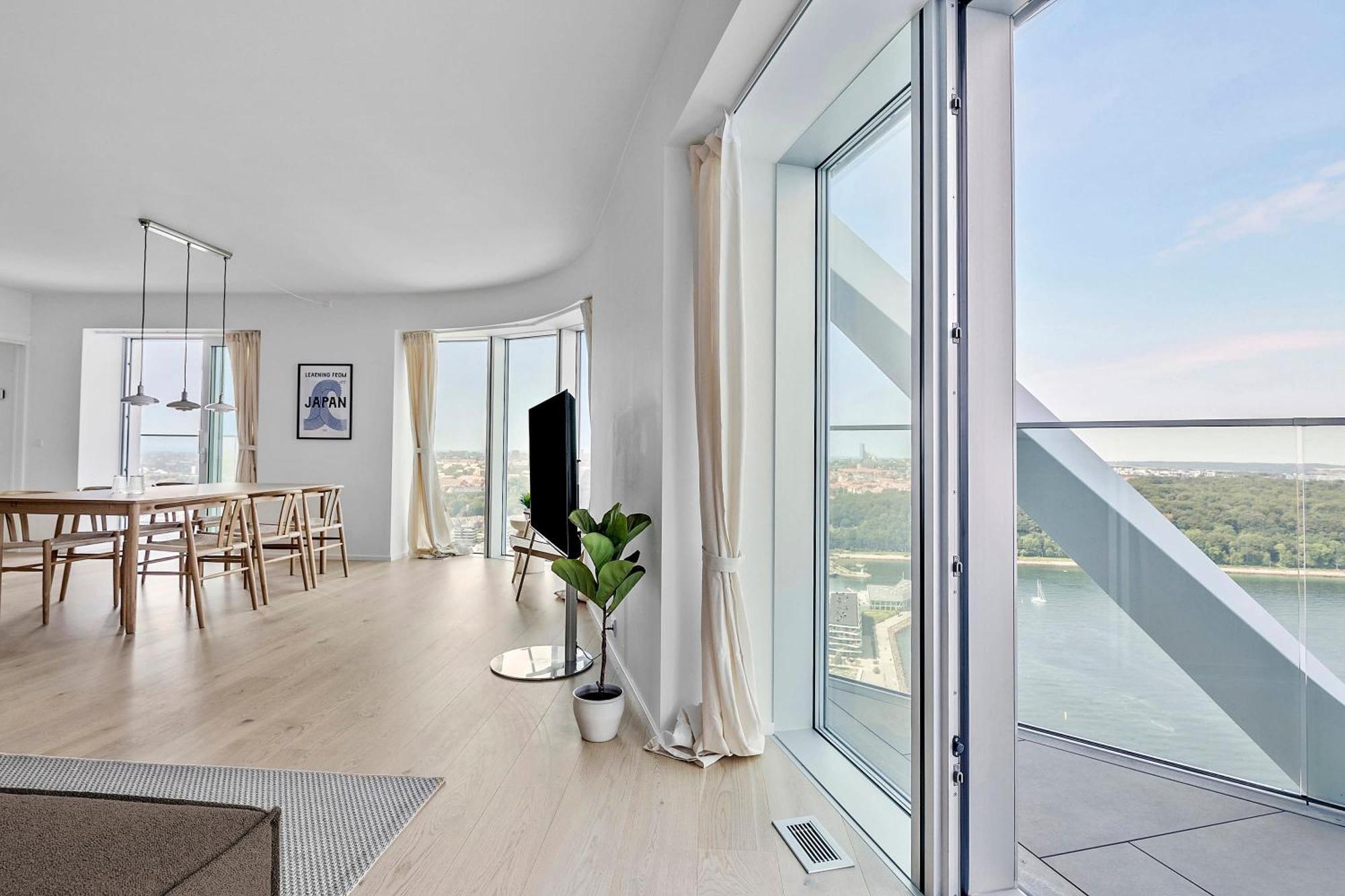 Lejlighed Penthouse On 35th Floor *