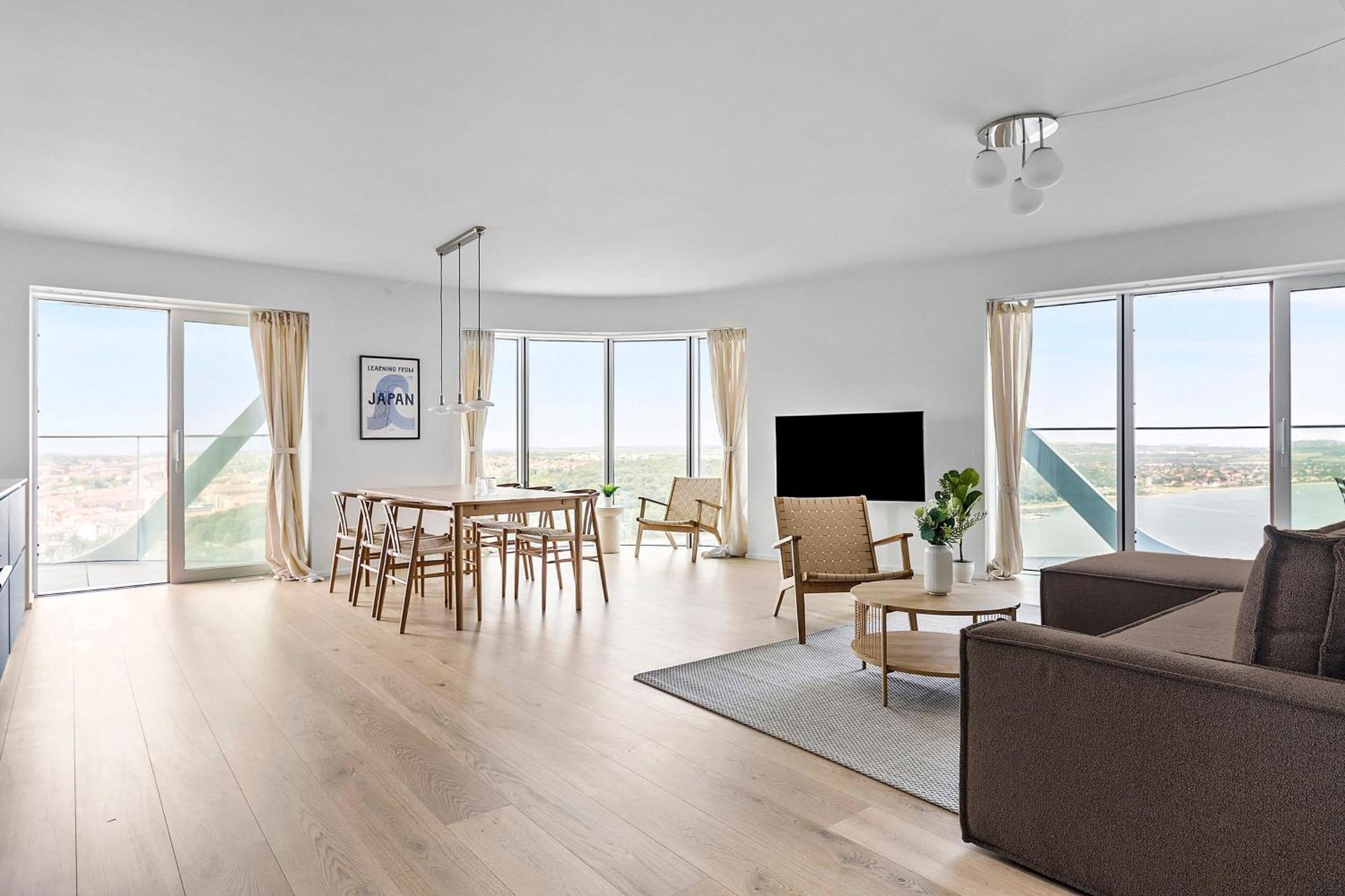 Lejlighed Penthouse On 35th Floor *